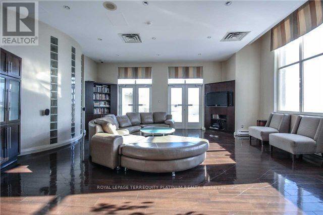 1421 - 25 The Esplanade, Toronto, Ontario  M5E 1W5 - Photo 14 - C12780380