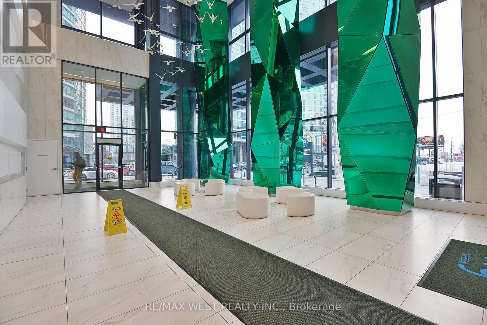 1921 - 352 Front Street W, Toronto, Ontario  M5V 0K3 - Photo 4 - C12780386