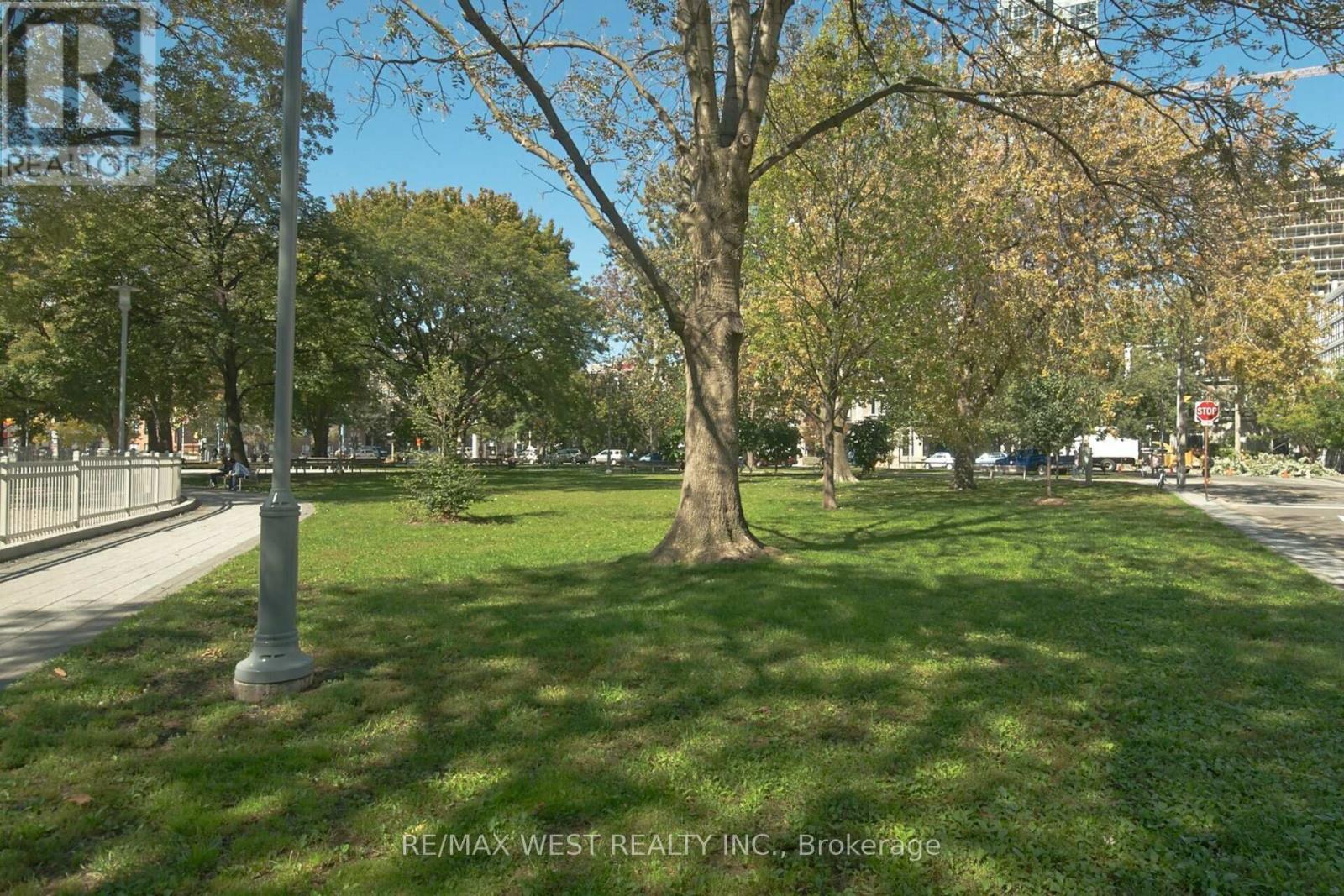 1921 - 352 Front Street W, Toronto, Ontario  M5V 0K3 - Photo 47 - C12780386
