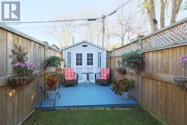 Lower - 1 Hiawatha Road, Toronto, Ontario  M4L 2X7 - Photo 9 - E12780314