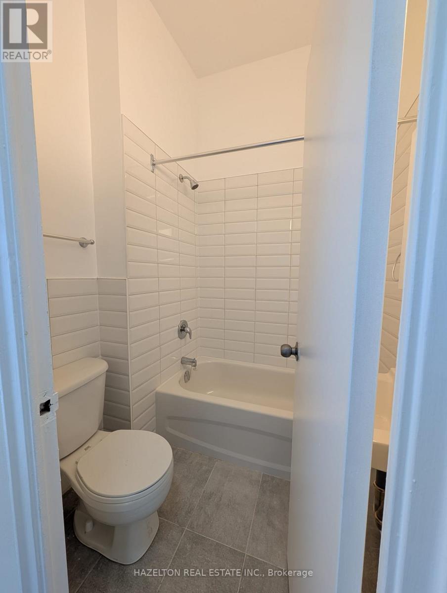 701 - 57 Parkwoods Village Drive, Toronto, Ontario  M3A 2X3 - Photo 8 - C12768632