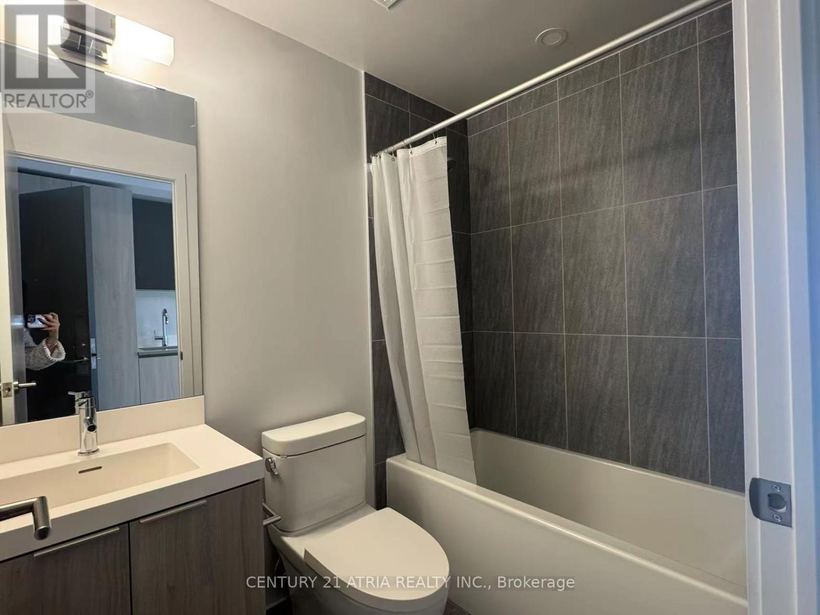 1911 - 5858 Yonge Street, Toronto, Ontario  M2M 0C6 - Photo 11 - C12773780