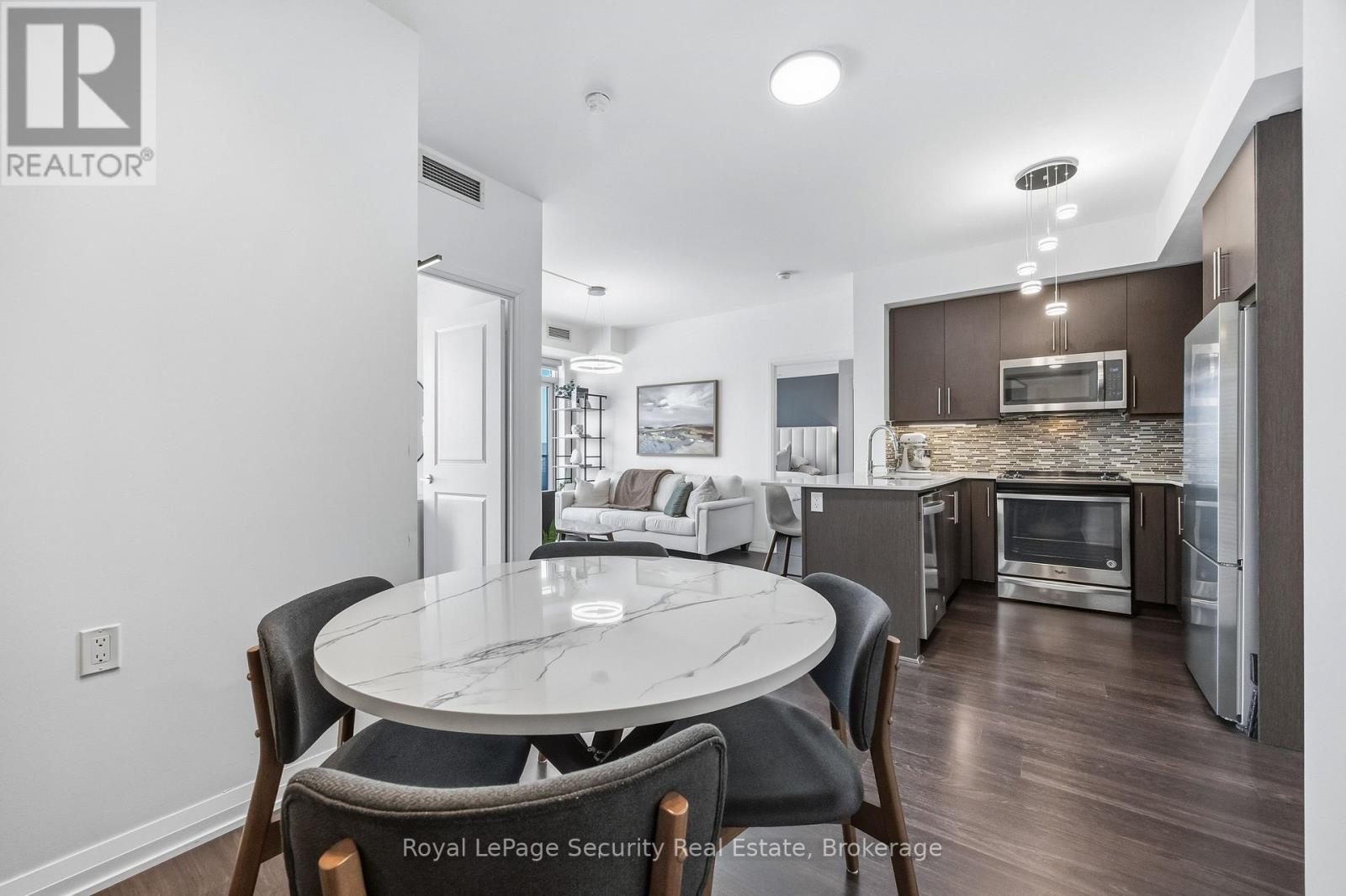 1409 - 65 Oneida Crescent, Richmond Hill, Ontario  L4B 0G9 - Photo 12 - N12780298