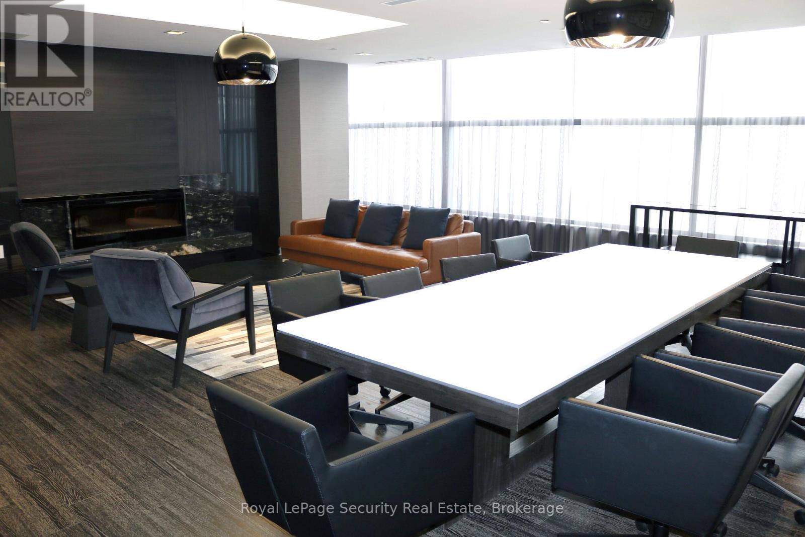 1409 - 65 Oneida Crescent, Richmond Hill, Ontario  L4B 0G9 - Photo 46 - N12780298