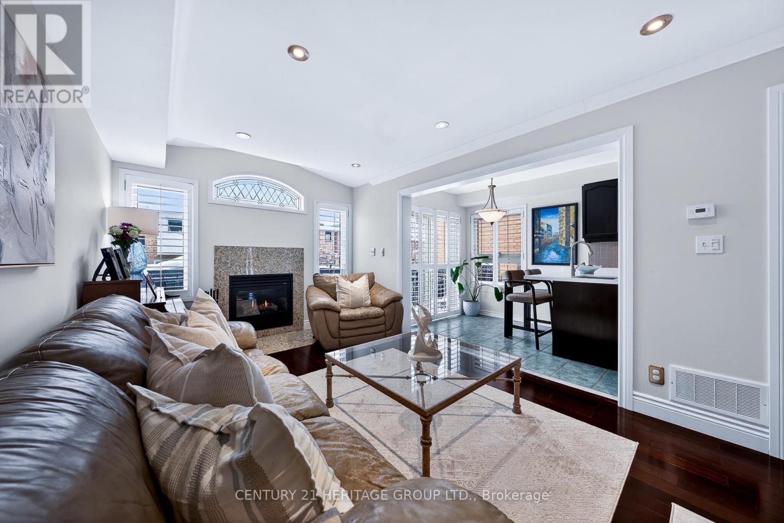 23 Long Point Drive, Richmond Hill, Ontario  L4E 3W9 - Photo 17 - N12780324