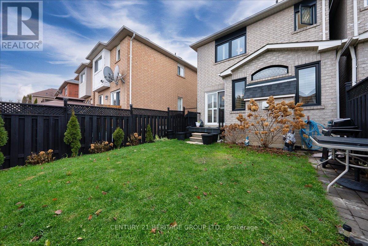23 Long Point Drive, Richmond Hill, Ontario  L4E 3W9 - Photo 41 - N12780324