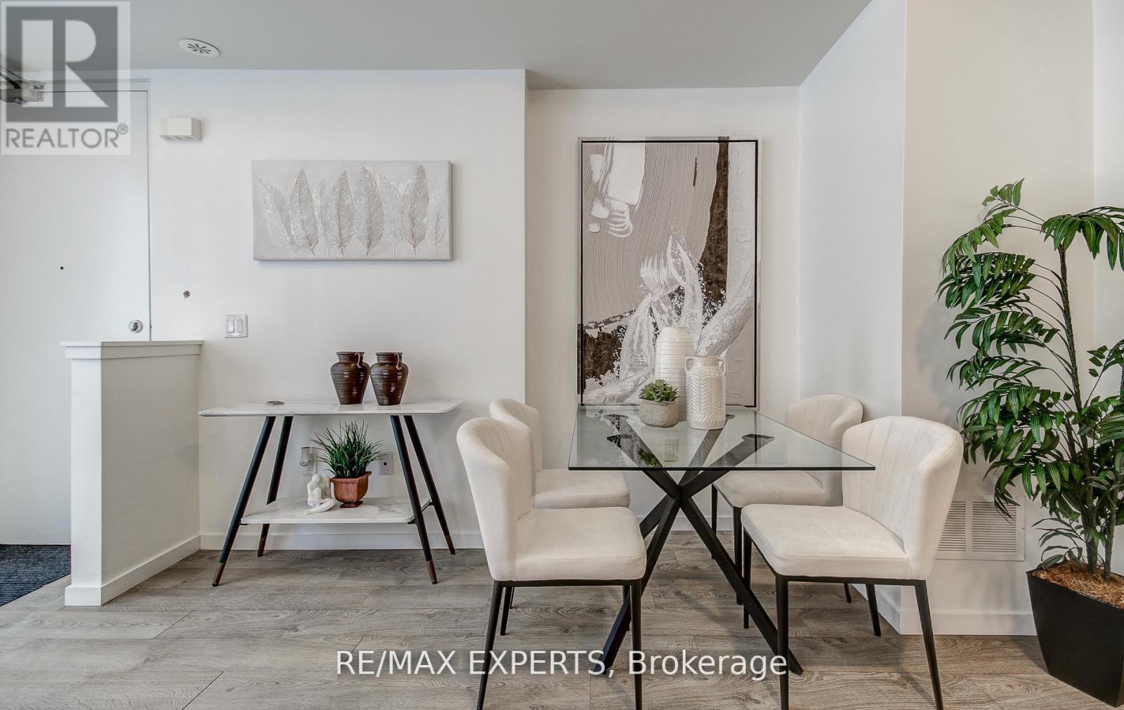 61 - 300 Alex Gardner Circle, Aurora, Ontario  L4G 1N4 - Photo 7 - N12780374