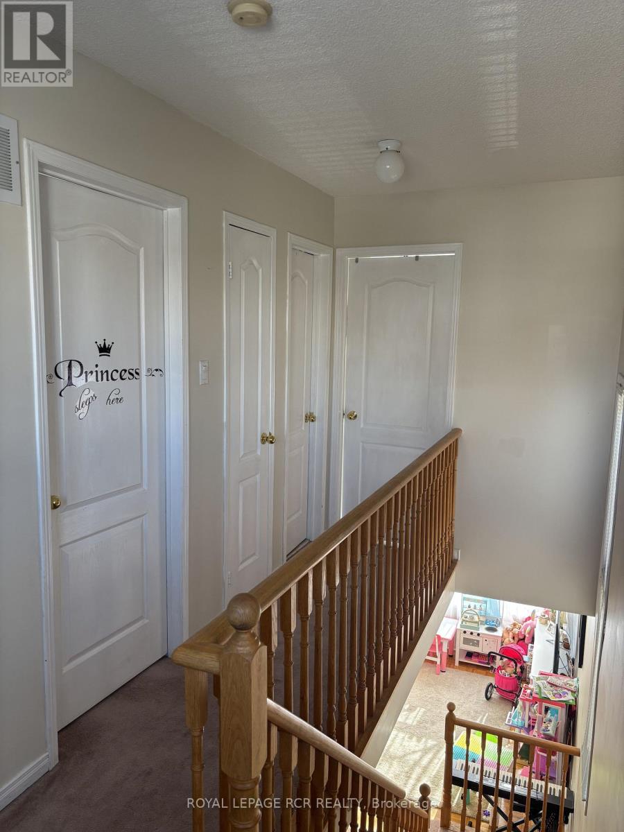 39 Tania Crescent, Vaughan, Ontario  L6A 2M8 - Photo 16 - N12780388