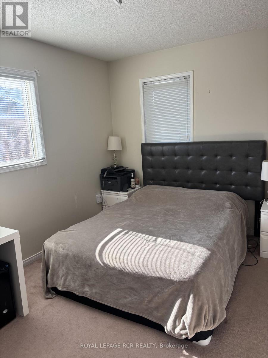 39 Tania Crescent, Vaughan, Ontario  L6A 2M8 - Photo 17 - N12780388