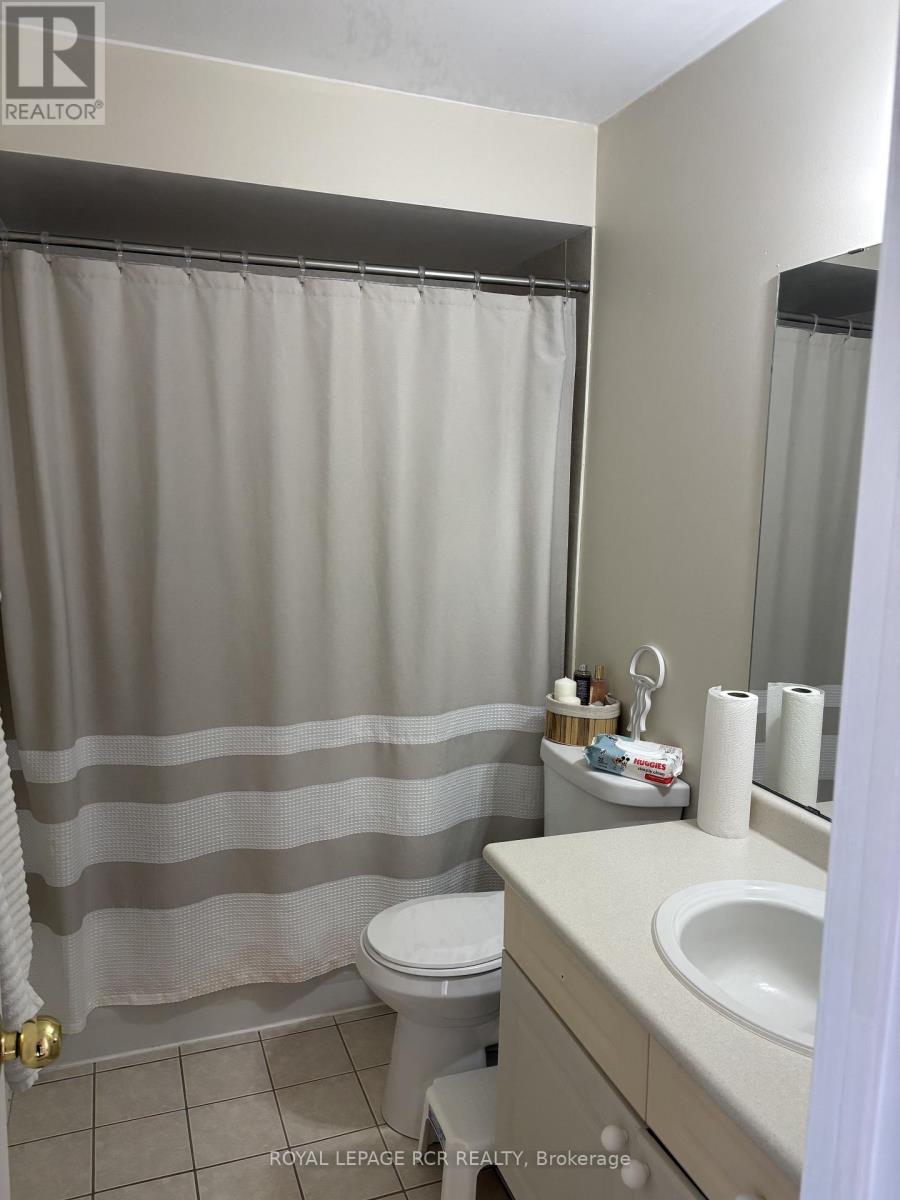 39 Tania Crescent, Vaughan, Ontario  L6A 2M8 - Photo 19 - N12780388