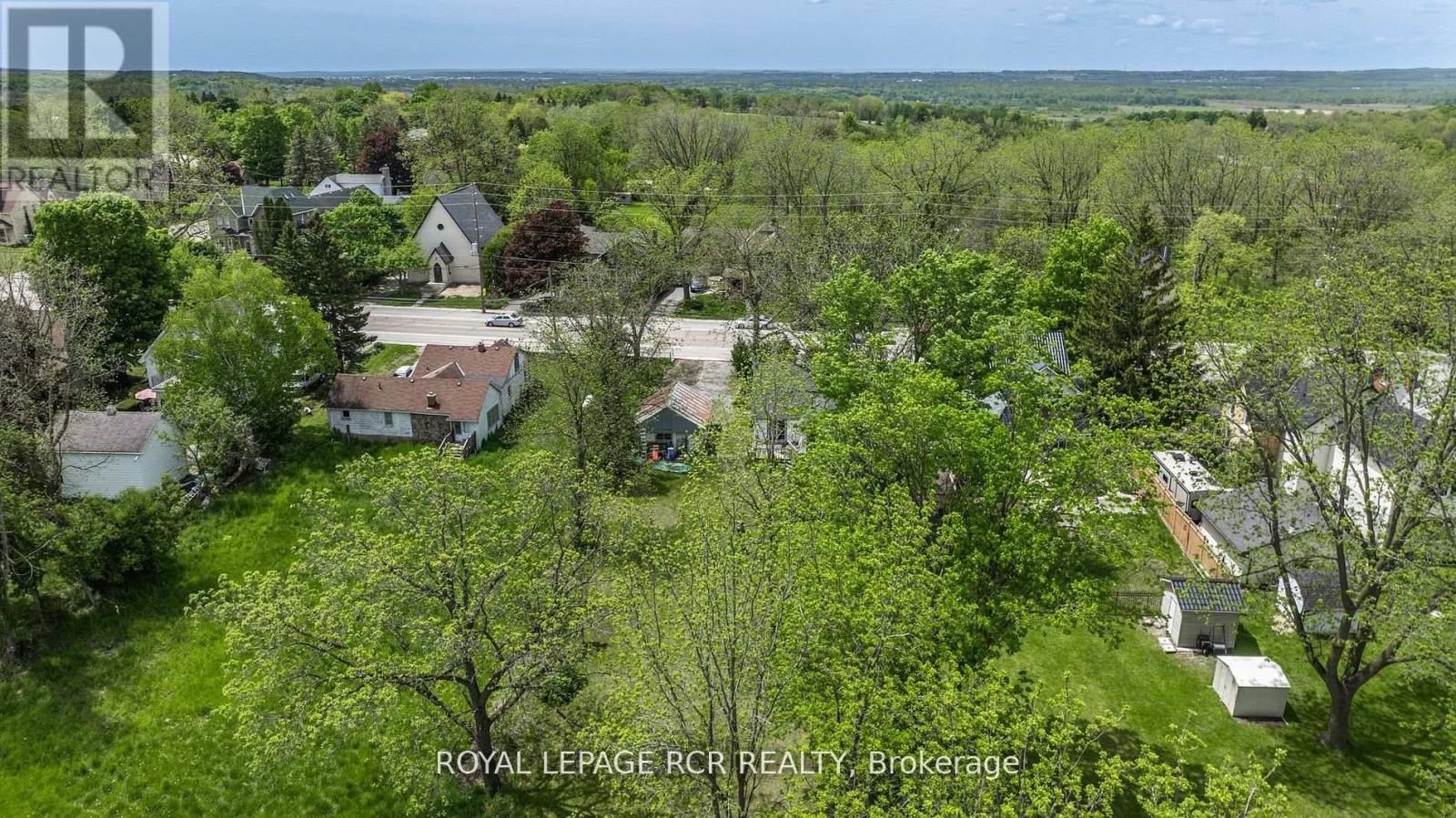 20377 Leslie Street, East Gwillimbury (Queensville), Ontario  L0G 1R0 - Photo 7 - N12778490