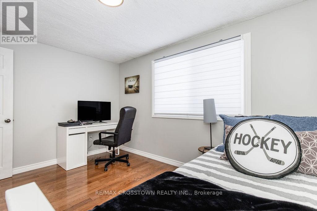 6 Deerpark Drive, Barrie, Ontario  L4M 4W9 - Photo 34 - S12717664