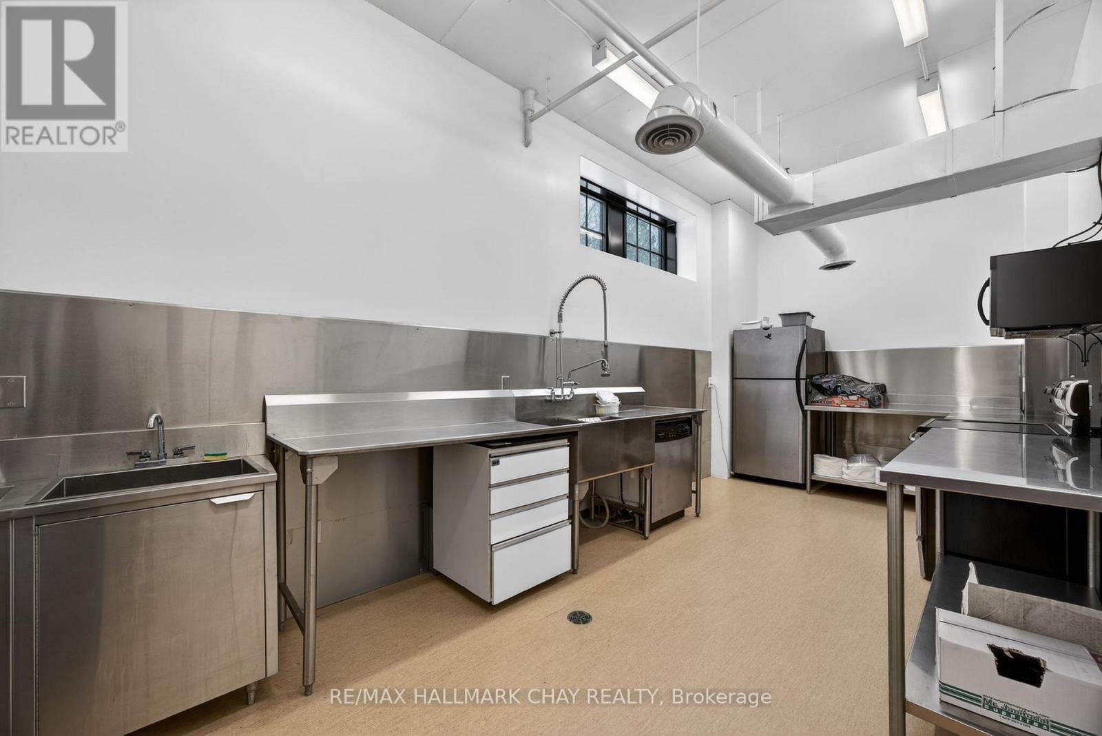 106 - 543 Timothy Street, Newmarket, Ontario  L3Y 1R1 - Photo 27 - N12780218