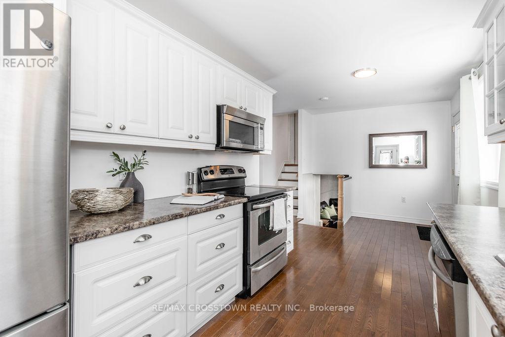 6 Deerpark Drive, Barrie, Ontario  L4M 4W9 - Photo 17 - S12717664