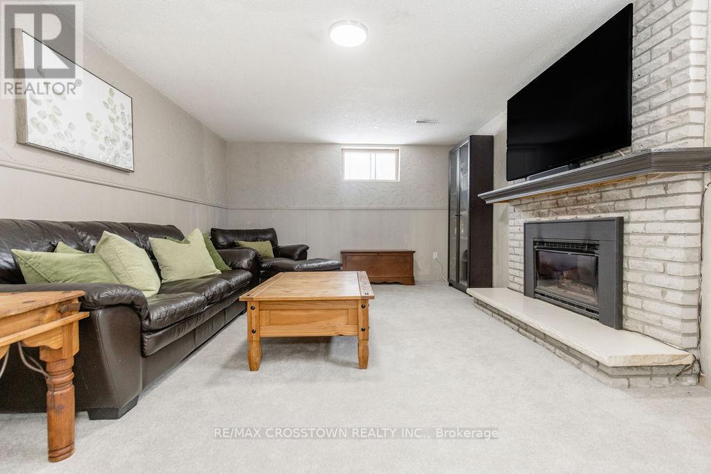 6 Deerpark Drive, Barrie, Ontario  L4M 4W9 - Photo 38 - S12717664