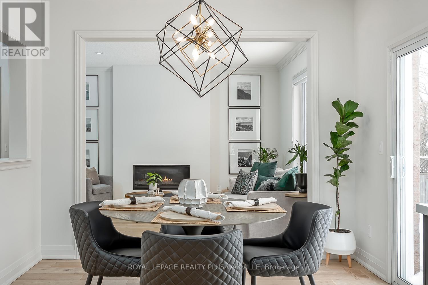 2083 Jaguar Lane, Oakville, Ontario  L6M 4R5 - Photo 23 - W12778662