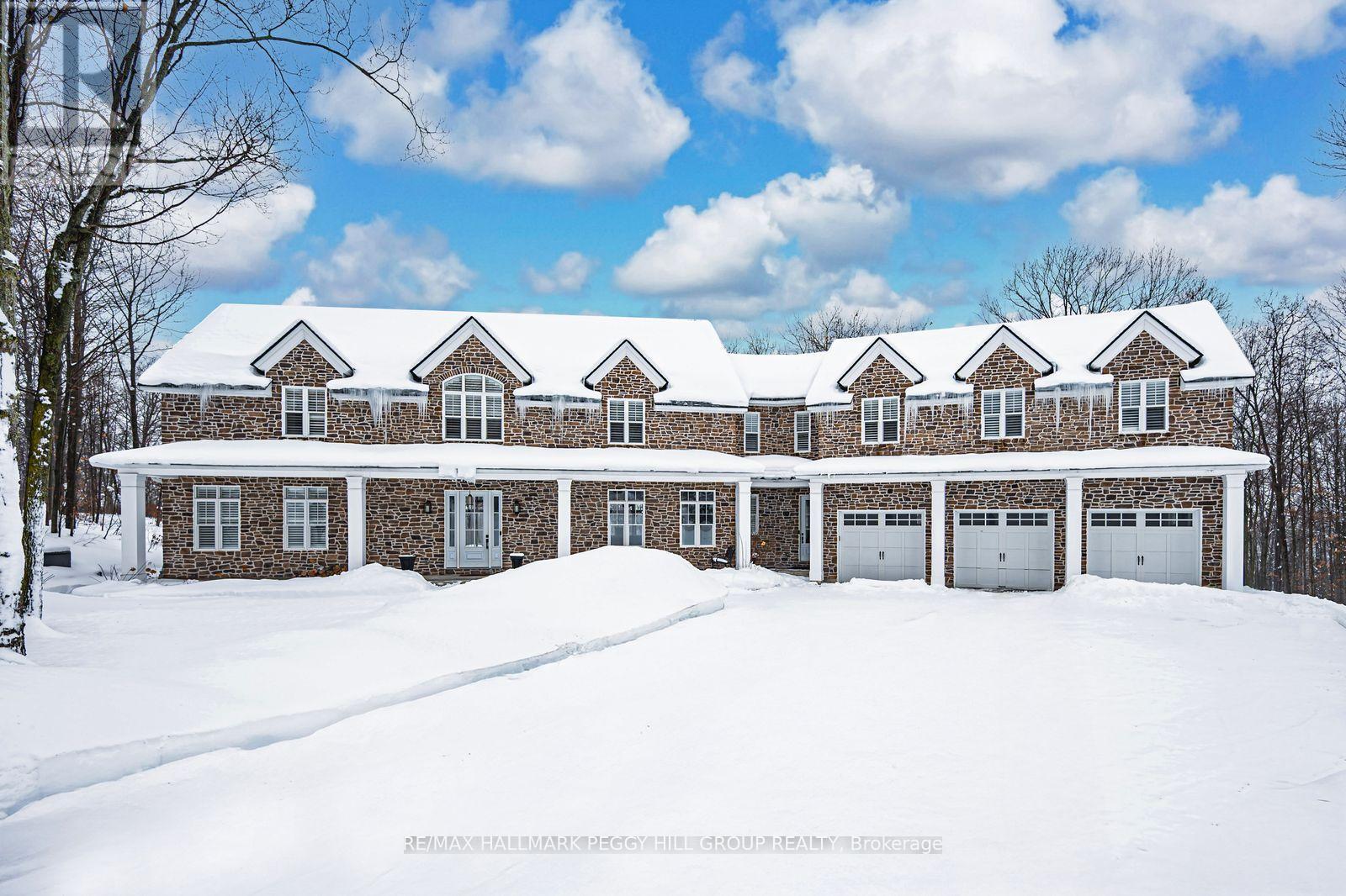 16 HERON BOULEVARD, Springwater, Ontario