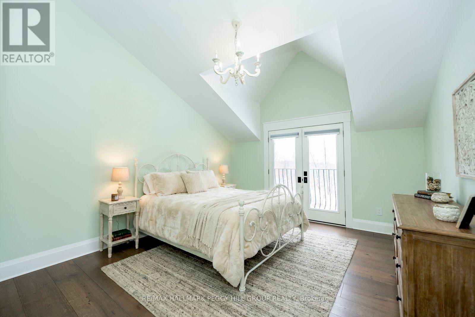 16 Heron Boulevard, Springwater (Snow Valley), Ontario  L9X 0J1 - Photo 18 - S12780394