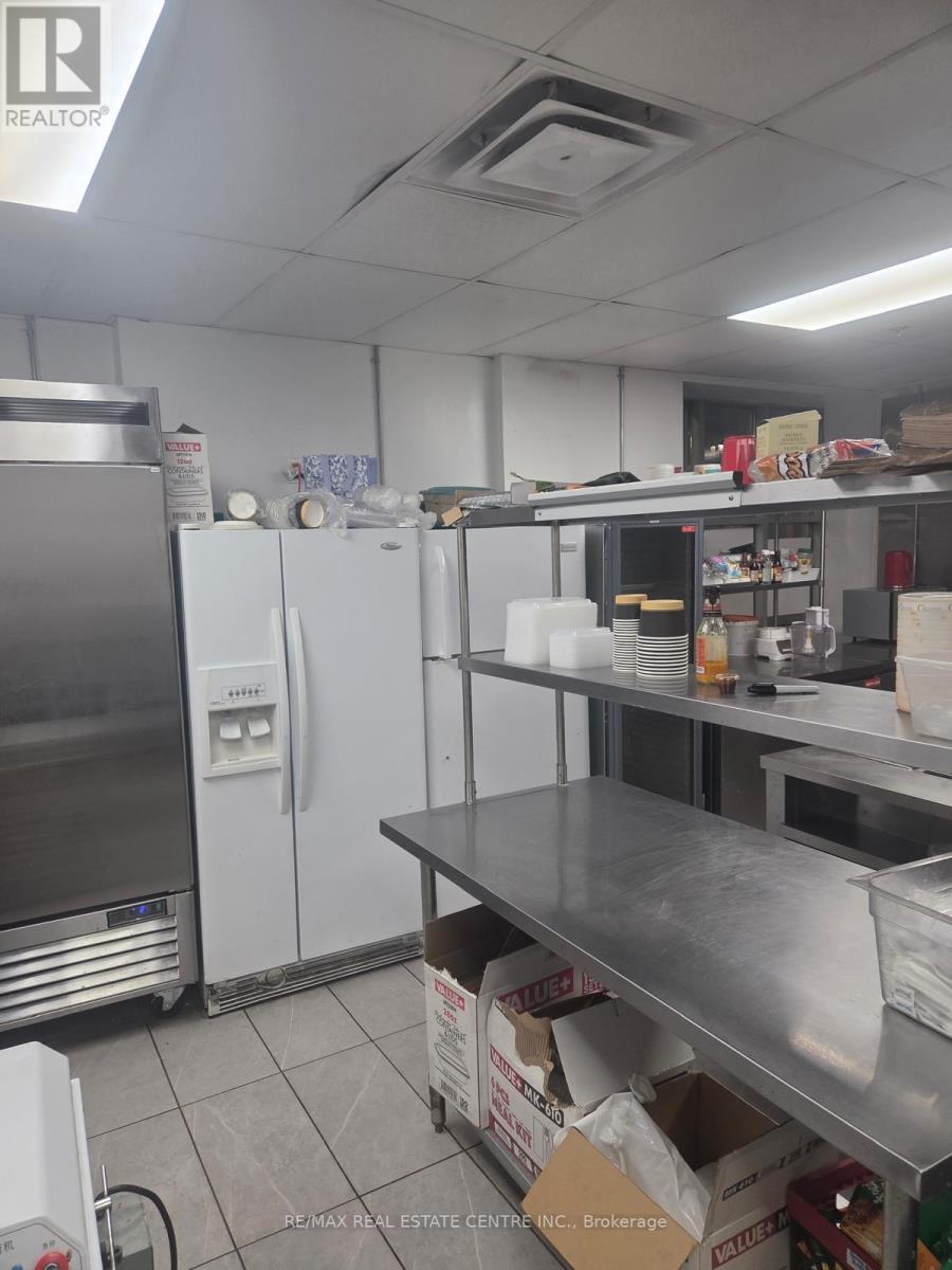 9 John Street, Hamilton (Beasley), Ontario  L8R 1H1 - Photo 2 - X12780092