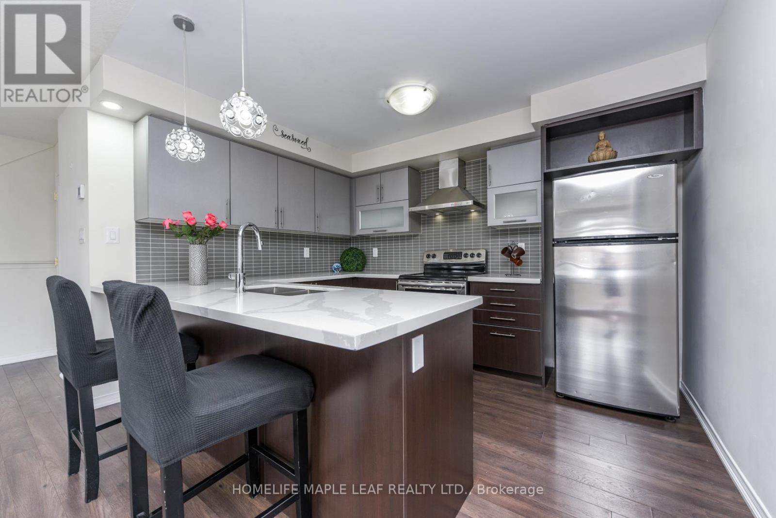 49 Golden Springs Drive, Brampton, Ontario  L7A 4N7 - Photo 30 - W12780322