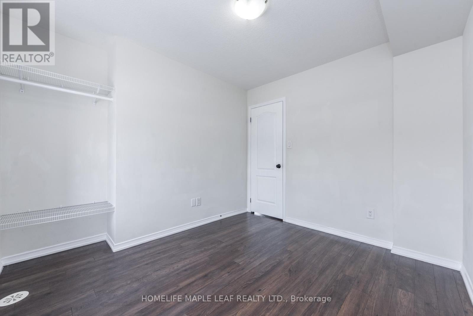 49 Golden Springs Drive, Brampton, Ontario  L7A 4N7 - Photo 34 - W12780322