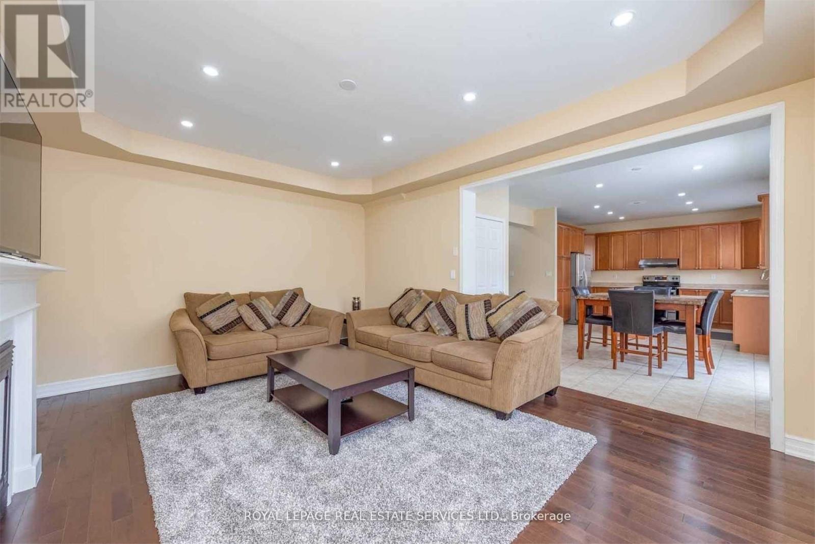 289 Potts Terrace, Milton, Ontario  L9T 0X6 - Photo 13 - W12780328