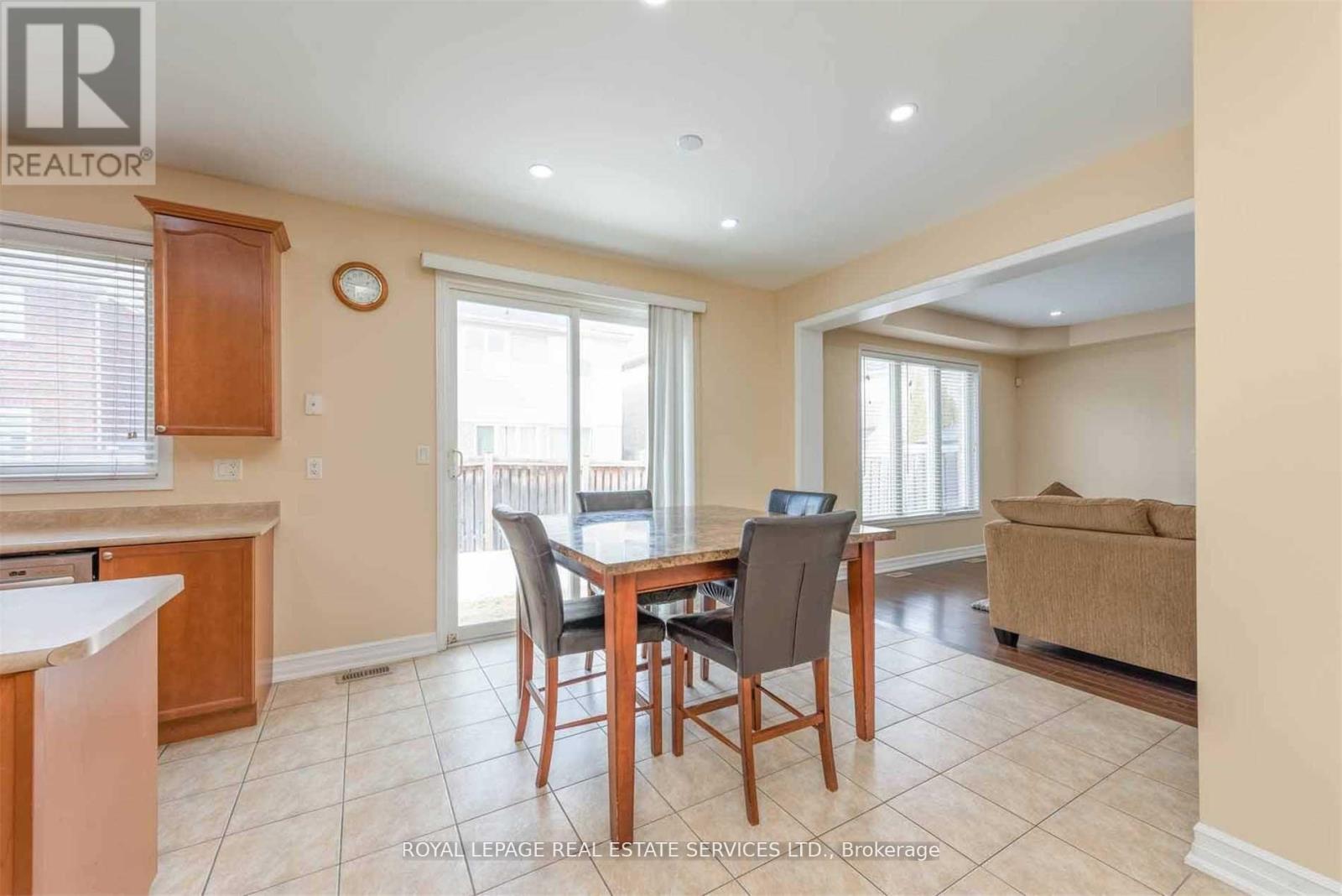 289 Potts Terrace, Milton, Ontario  L9T 0X6 - Photo 16 - W12780328