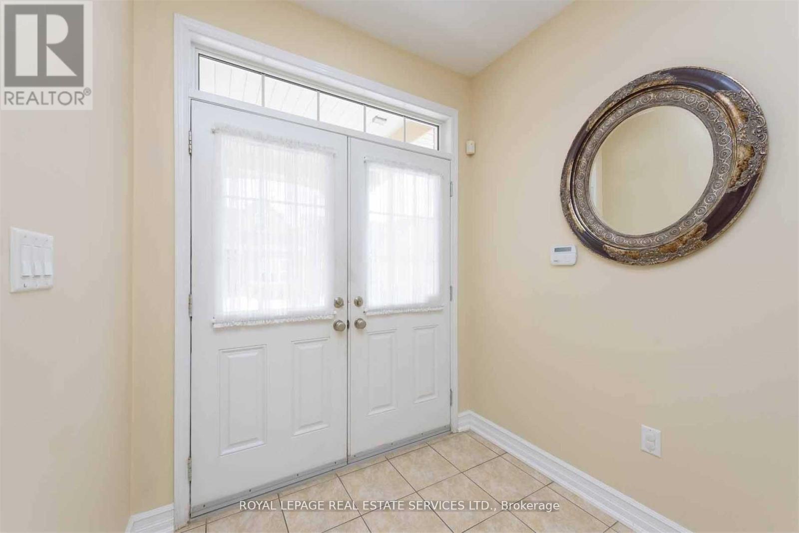 289 Potts Terrace, Milton, Ontario  L9T 0X6 - Photo 2 - W12780328