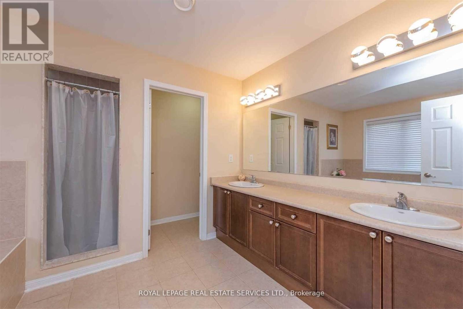 289 Potts Terrace, Milton, Ontario  L9T 0X6 - Photo 30 - W12780328