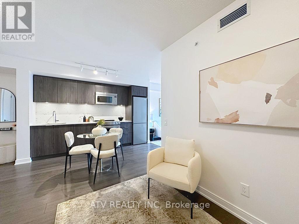 1812 - 30 Samuel Wood Way, Toronto, Ontario  M9B 0C9 - Photo 6 - W12780378