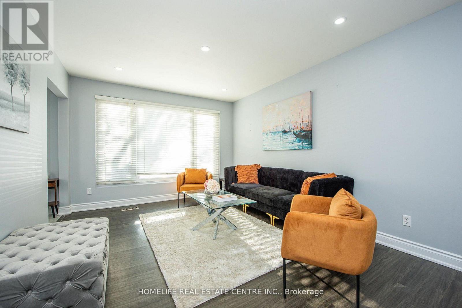 48 Northwood Drive, Brampton, Ontario  L6X 2L2 - Photo 11 - W12780382