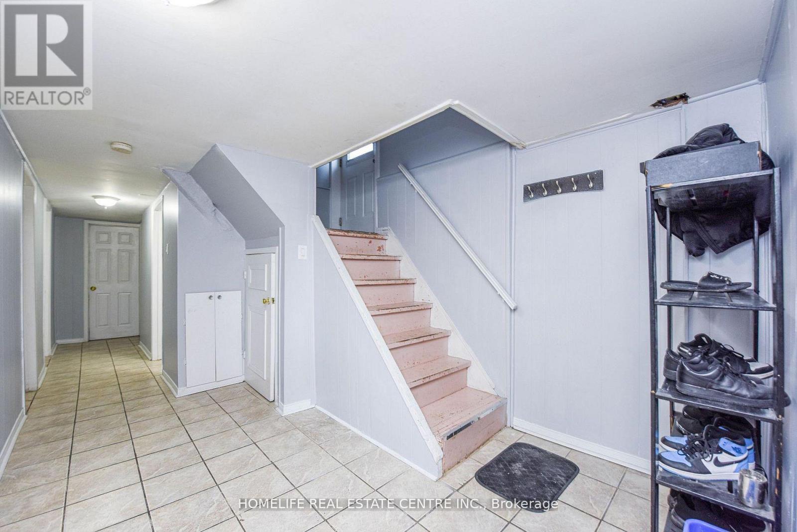 48 Northwood Drive, Brampton, Ontario  L6X 2L2 - Photo 32 - W12780382