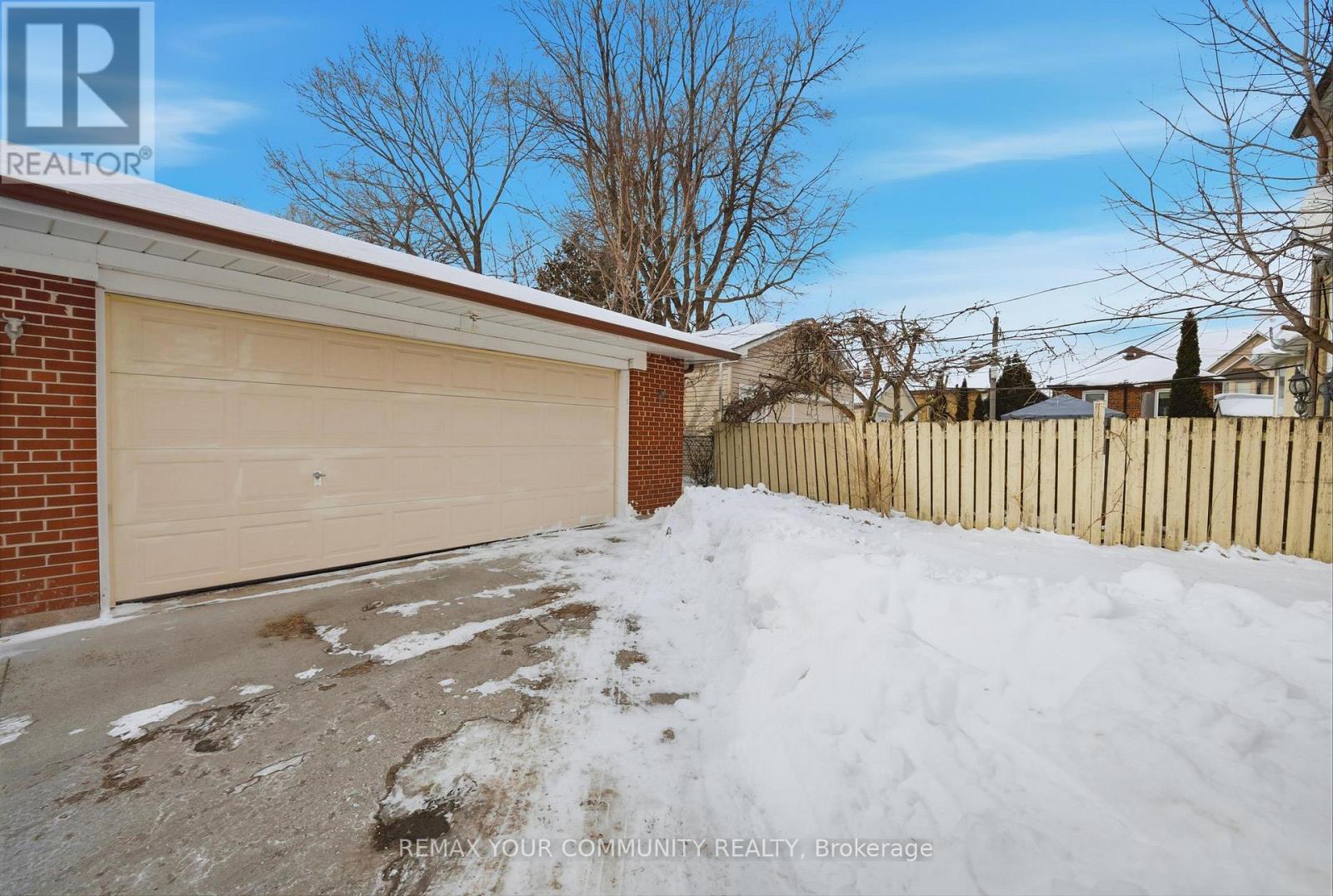 172 Times Road, Toronto, Ontario  M6B 3M6 - Photo 22 - W12780396