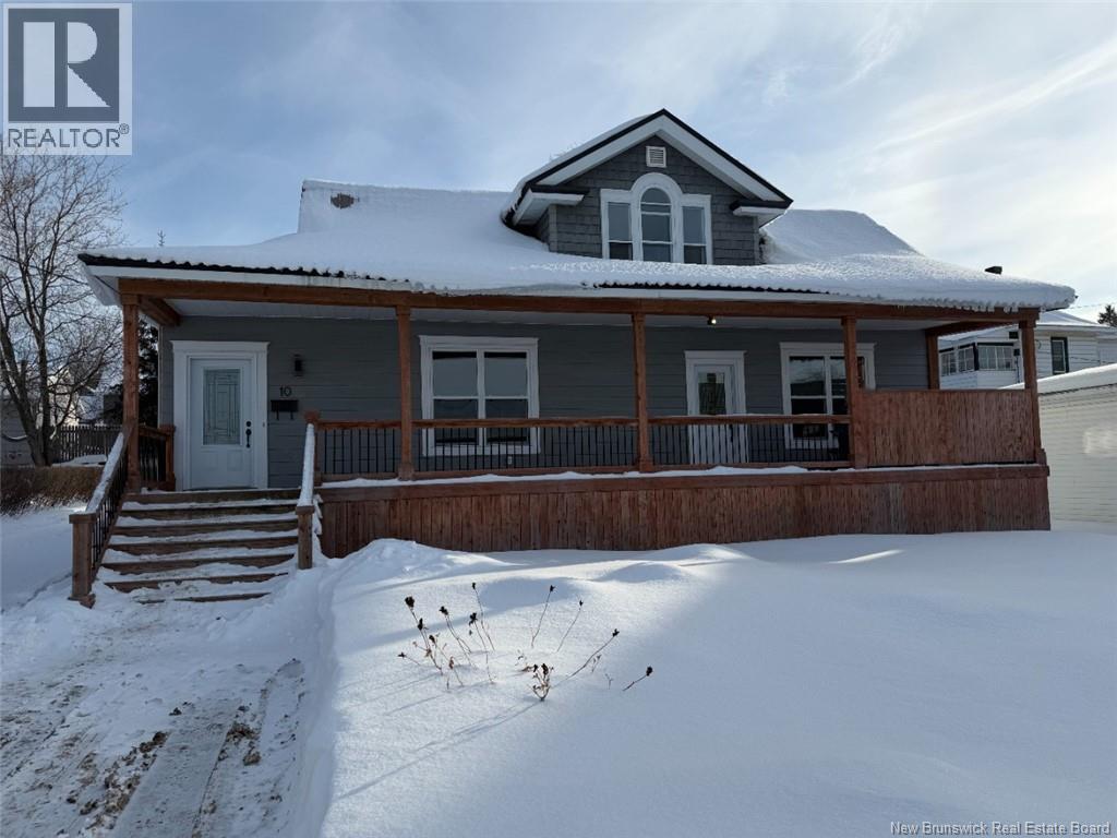 10 Argyle Street, Campbellton, New Brunswick  E3N 1G4 - Photo 1 - NB133419