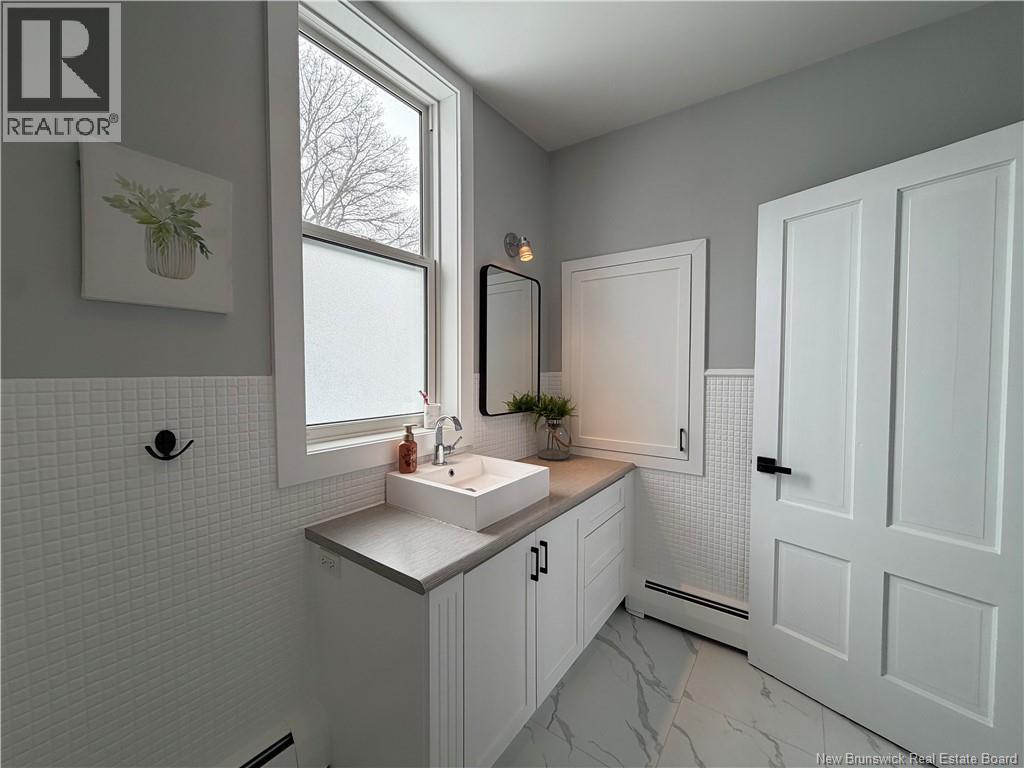 10 Argyle Street, Campbellton, New Brunswick  E3N 1G4 - Photo 37 - NB133419