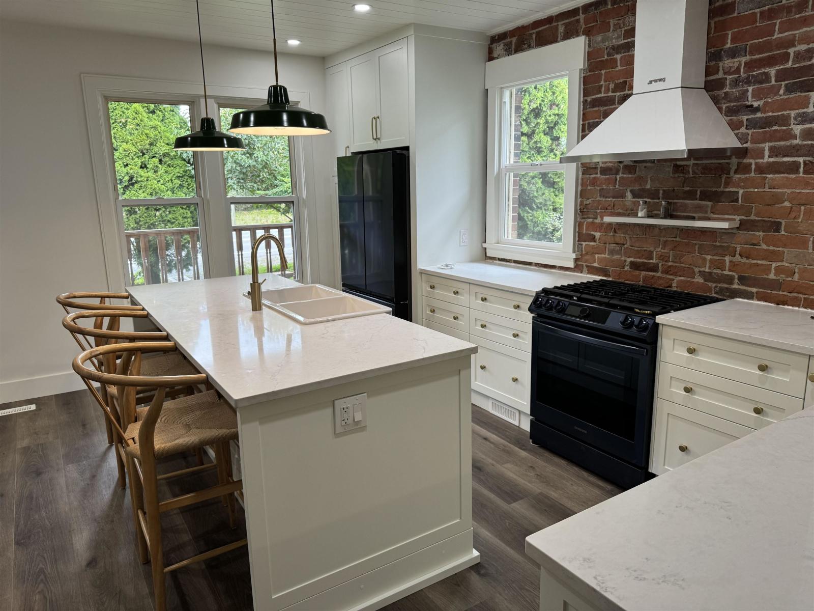 34758 Clayburn Road, Abbotsford, British Columbia  V2S 7Y9 - Photo 9 - R3087978