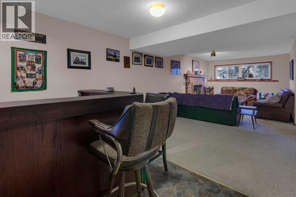 38 West Mcdougal Road, Cochrane, Alberta  T4C 1M4 - Photo 20 - A2285506