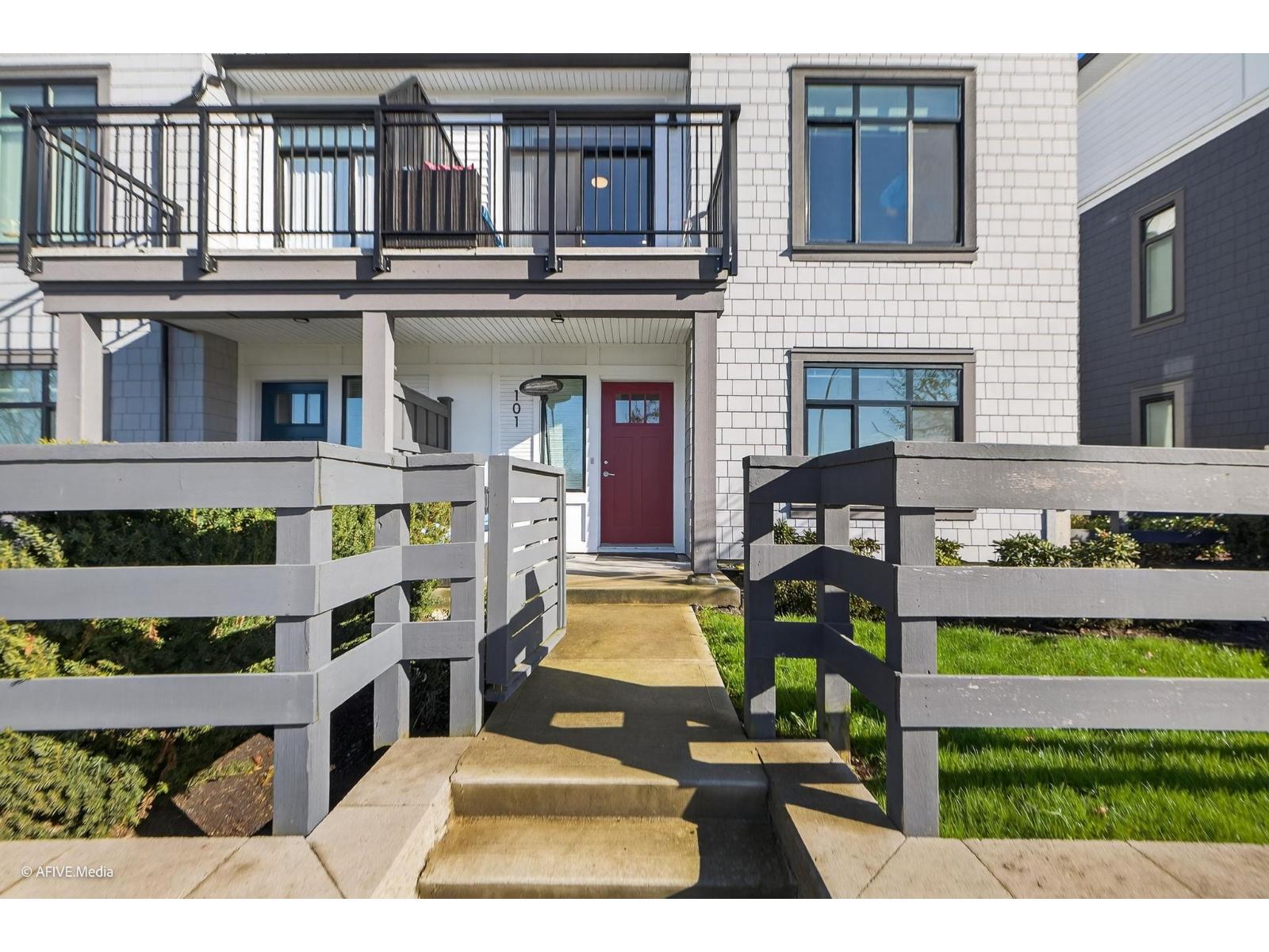 101 15255 Sitka Drive, Surrey, British Columbia  V3S 0B1 - Photo 3 - R3088905