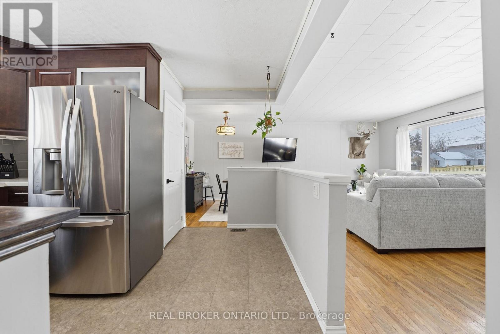 11 Brooklyn Avenue, Brantford, Ontario  N3T 1B5 - Photo 11 - X12780304