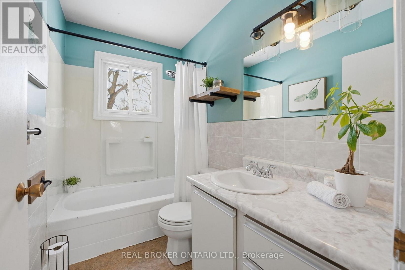 11 Brooklyn Avenue, Brantford, Ontario  N3T 1B5 - Photo 15 - X12780304