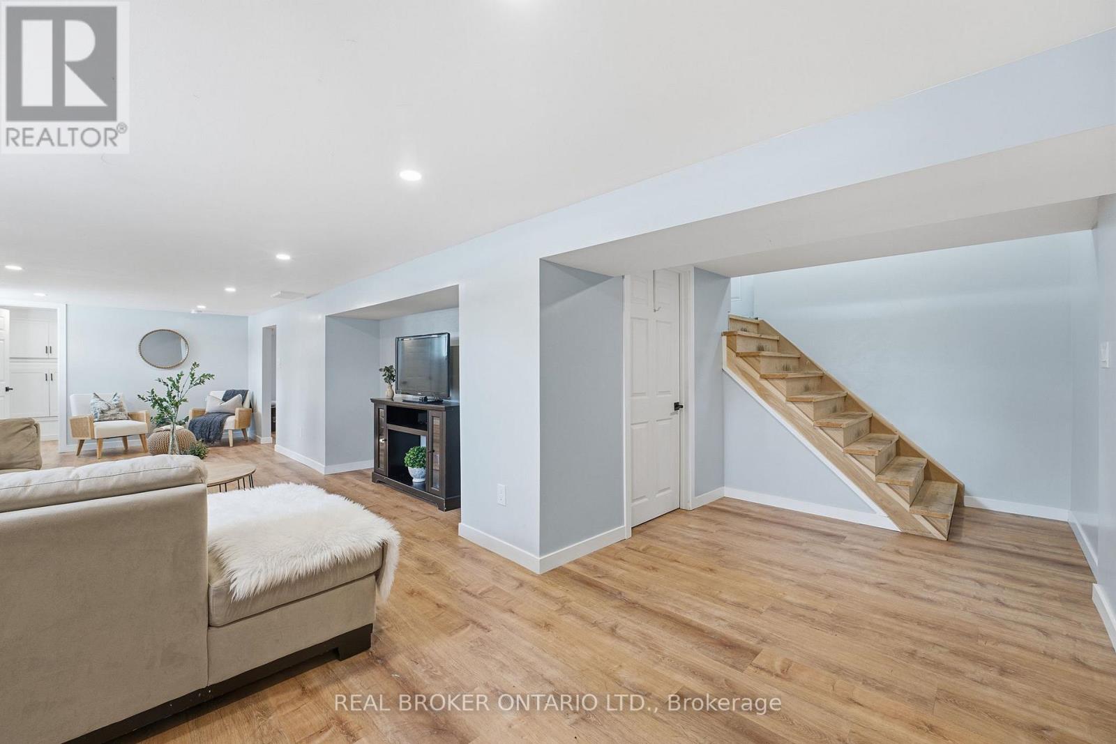 11 Brooklyn Avenue, Brantford, Ontario  N3T 1B5 - Photo 17 - X12780304