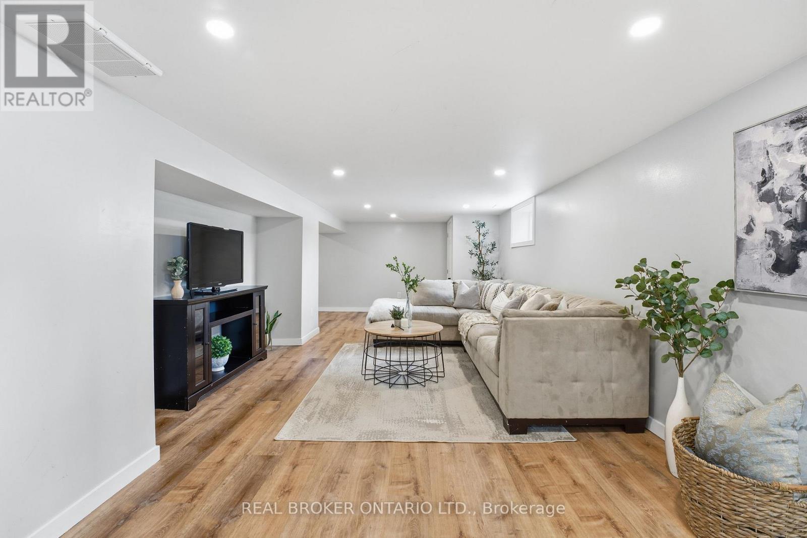 11 Brooklyn Avenue, Brantford, Ontario  N3T 1B5 - Photo 18 - X12780304