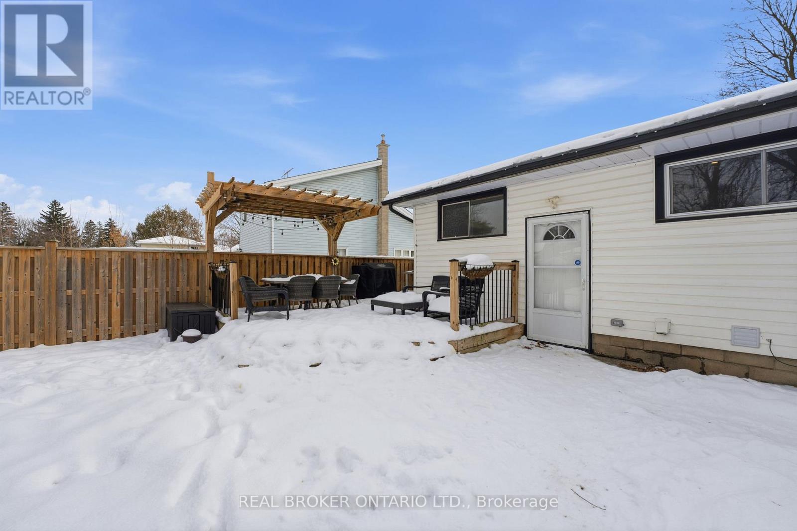 11 Brooklyn Avenue, Brantford, Ontario  N3T 1B5 - Photo 26 - X12780304
