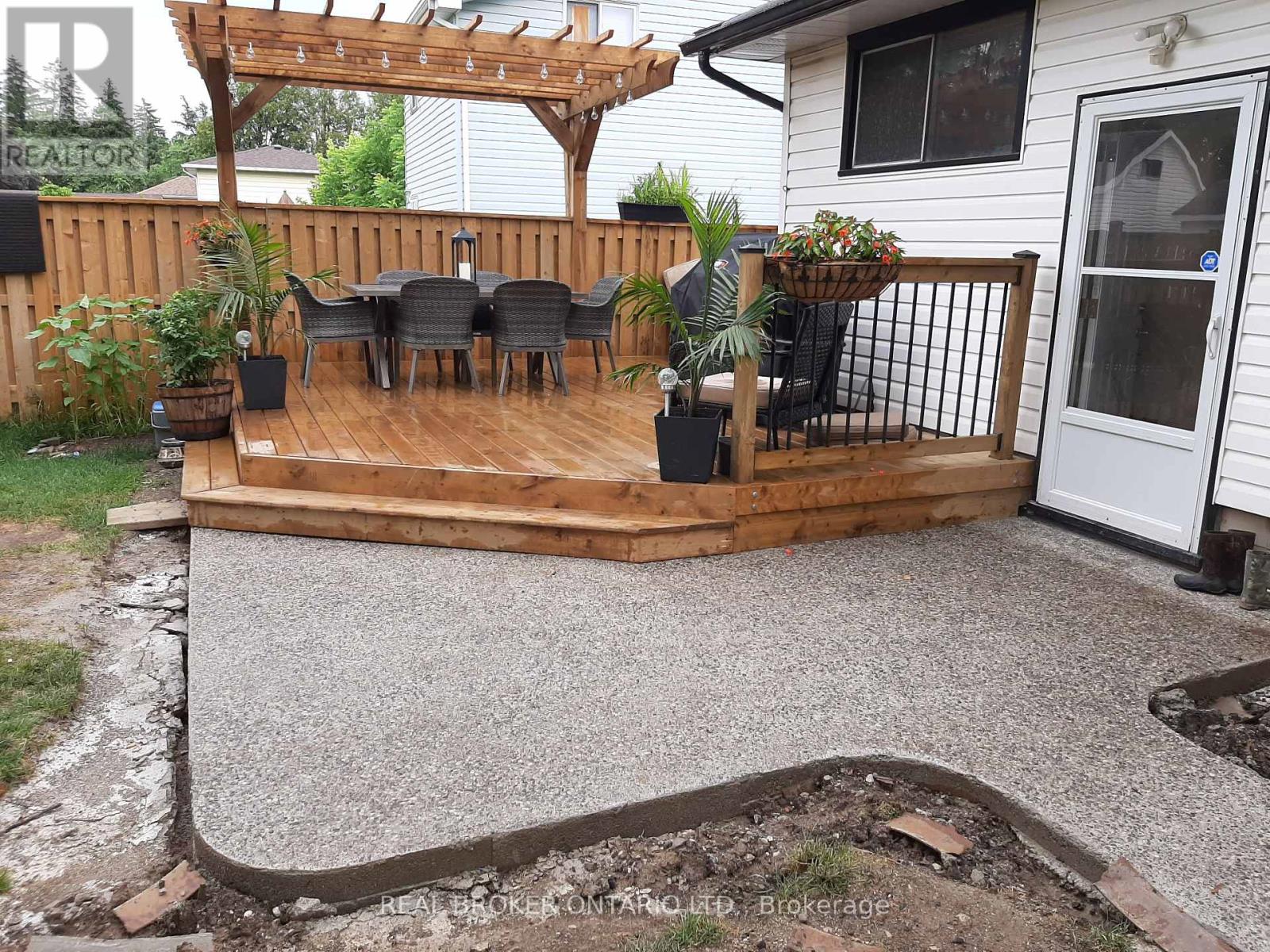 11 Brooklyn Avenue, Brantford, Ontario  N3T 1B5 - Photo 30 - X12780304