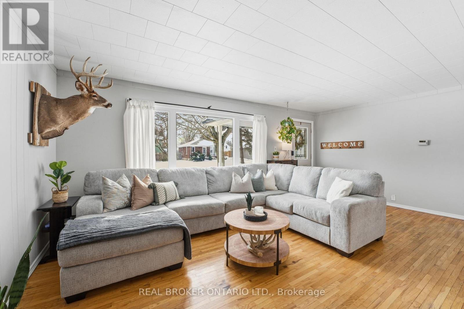 11 Brooklyn Avenue, Brantford, Ontario  N3T 1B5 - Photo 4 - X12780304