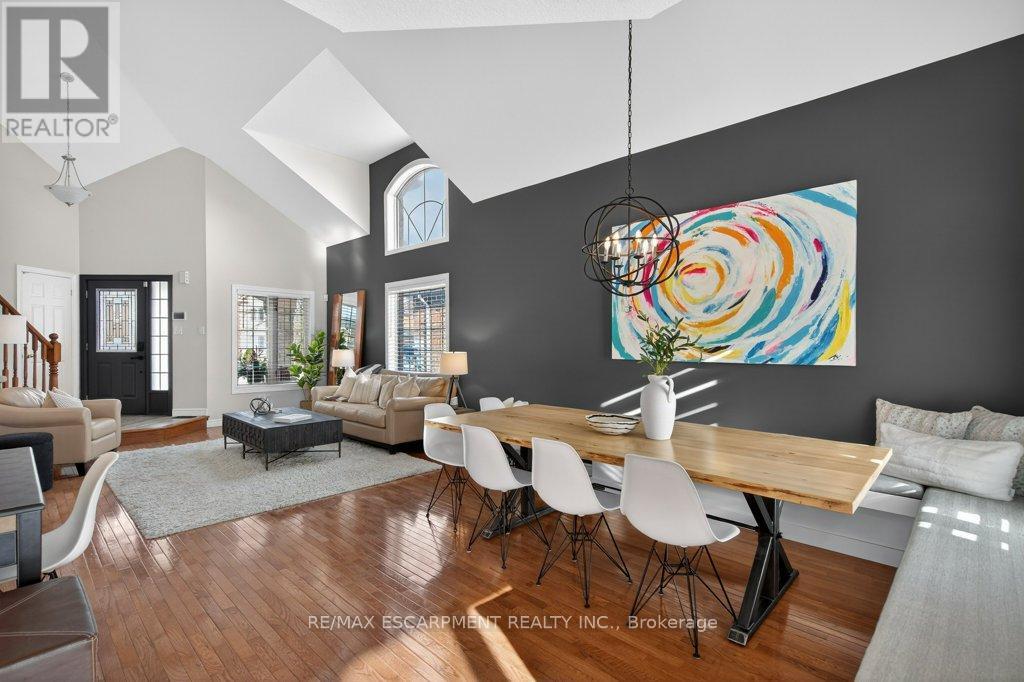 51 Napa Lane, Hamilton, Ontario  L8E 6B7 - Photo 11 - X12780306