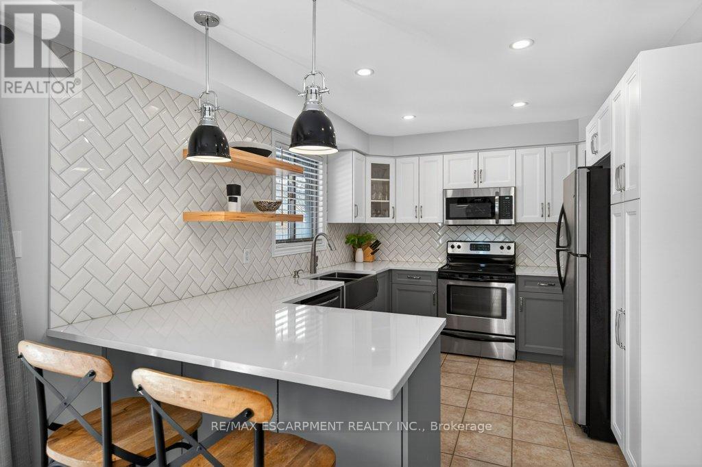 51 Napa Lane, Hamilton, Ontario  L8E 6B7 - Photo 15 - X12780306