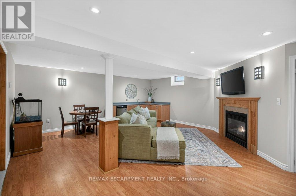 51 Napa Lane, Hamilton, Ontario  L8E 6B7 - Photo 39 - X12780306