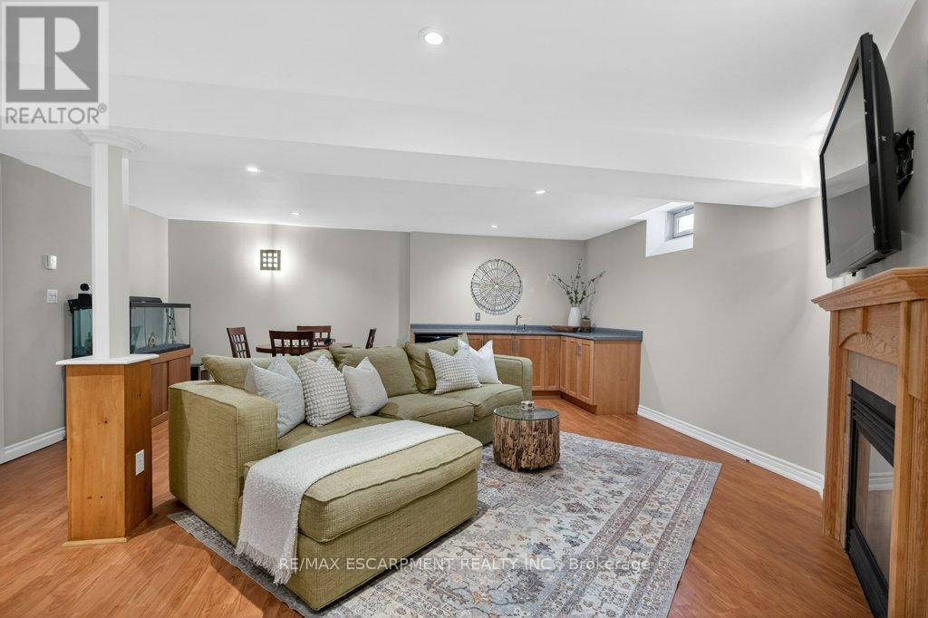 51 Napa Lane, Hamilton, Ontario  L8E 6B7 - Photo 40 - X12780306