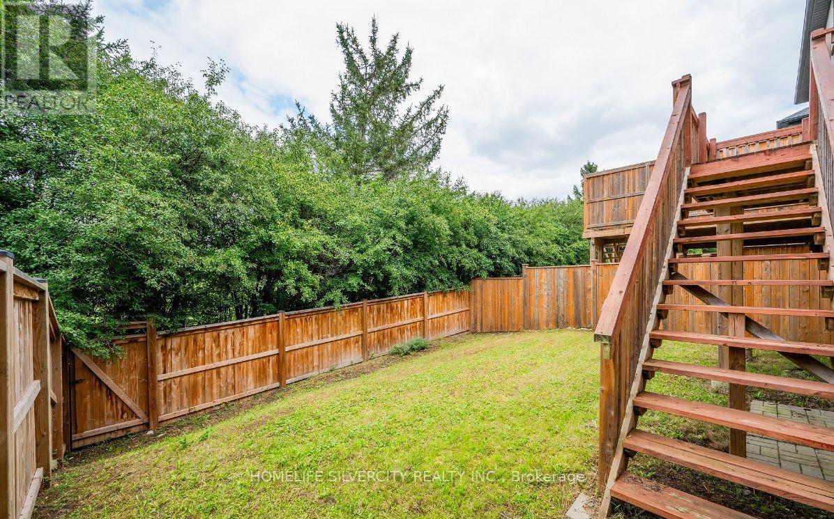 Main Floor - 194 Eaglecrest Street, Kitchener, Ontario  N2K 4J3 - Photo 23 - X12780360